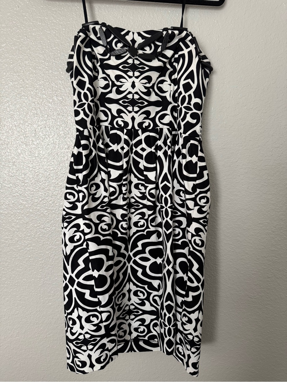 ANTONIO MELANI Black & White Strapless Patterned Cocktail Dress
